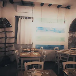 Del Sole Nero 3*, San Terenzo Italy